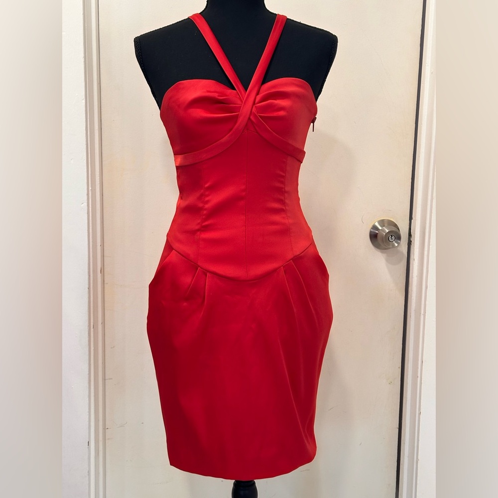 RED DRESSES MNG